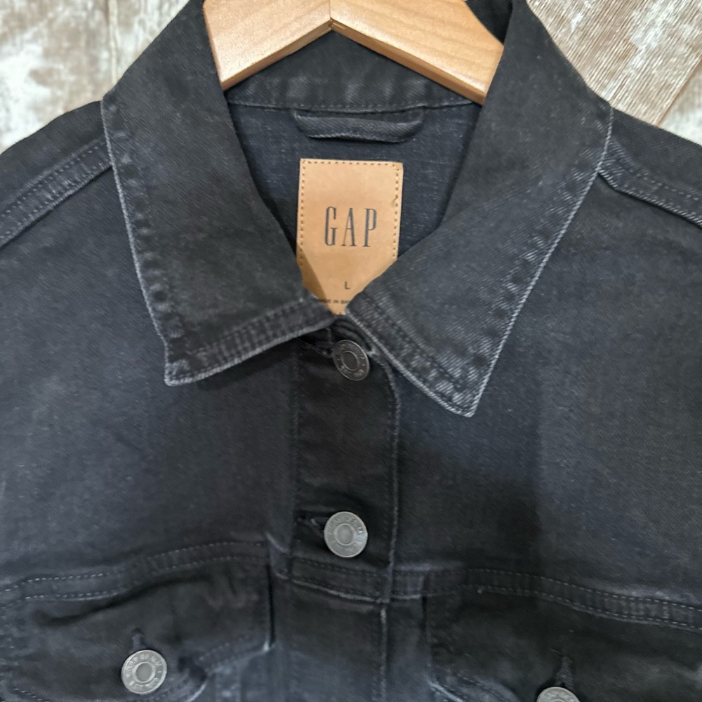 Women’s Gap black denim jacket - Picture 4 of 11